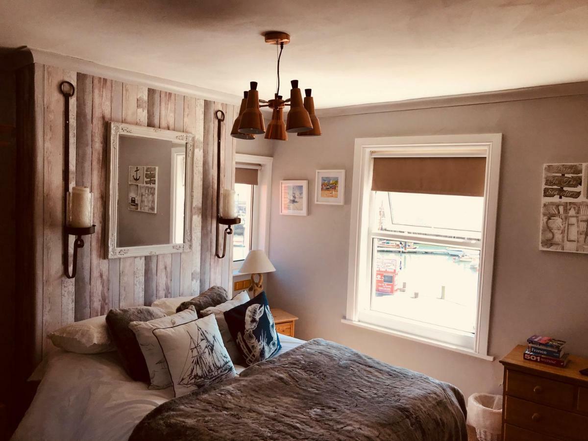 Waterfront Apartment 스카버러 외부 사진