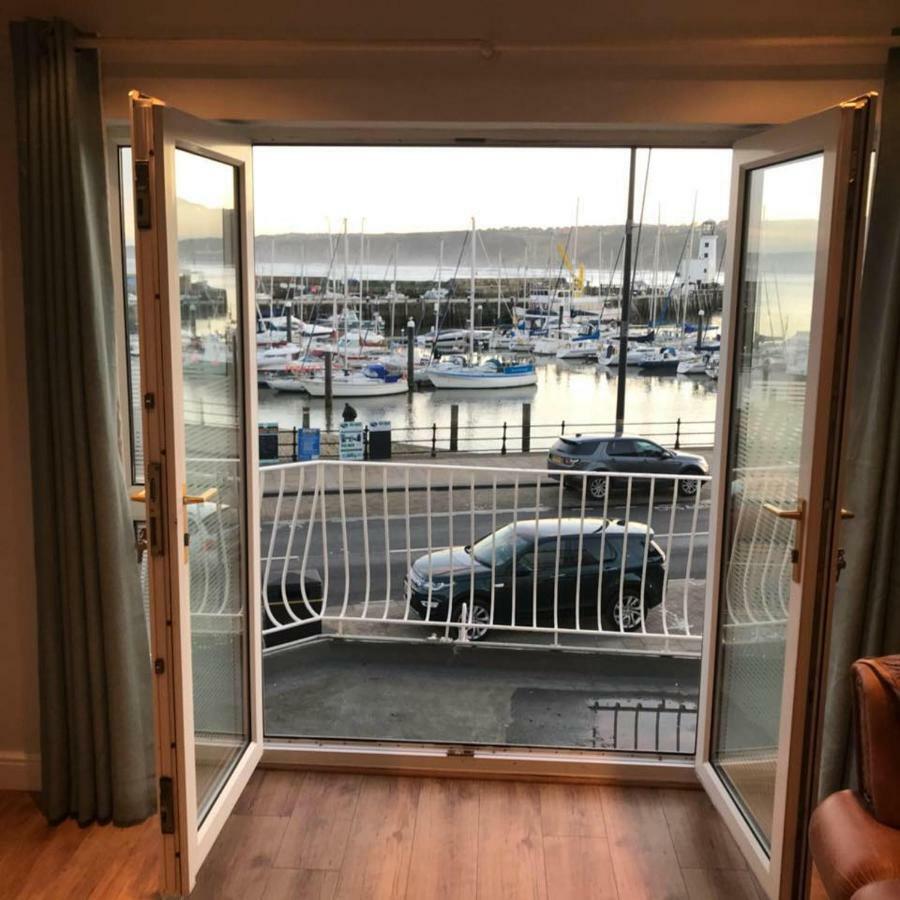 Waterfront Apartment 스카버러 외부 사진
