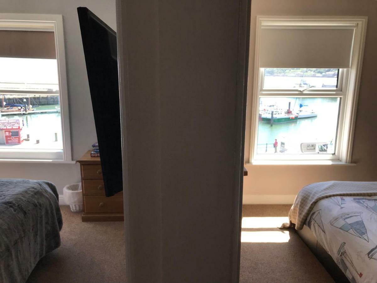 Waterfront Apartment 스카버러 외부 사진